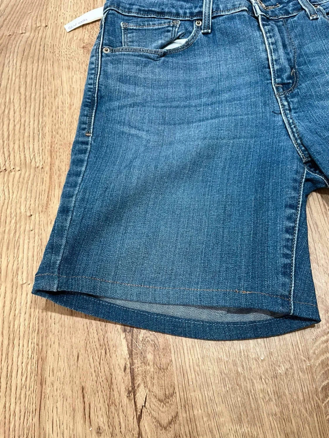Short Levi's 6 - W28 femme 98% Coton Bleu délavé Slv004 – photo 5